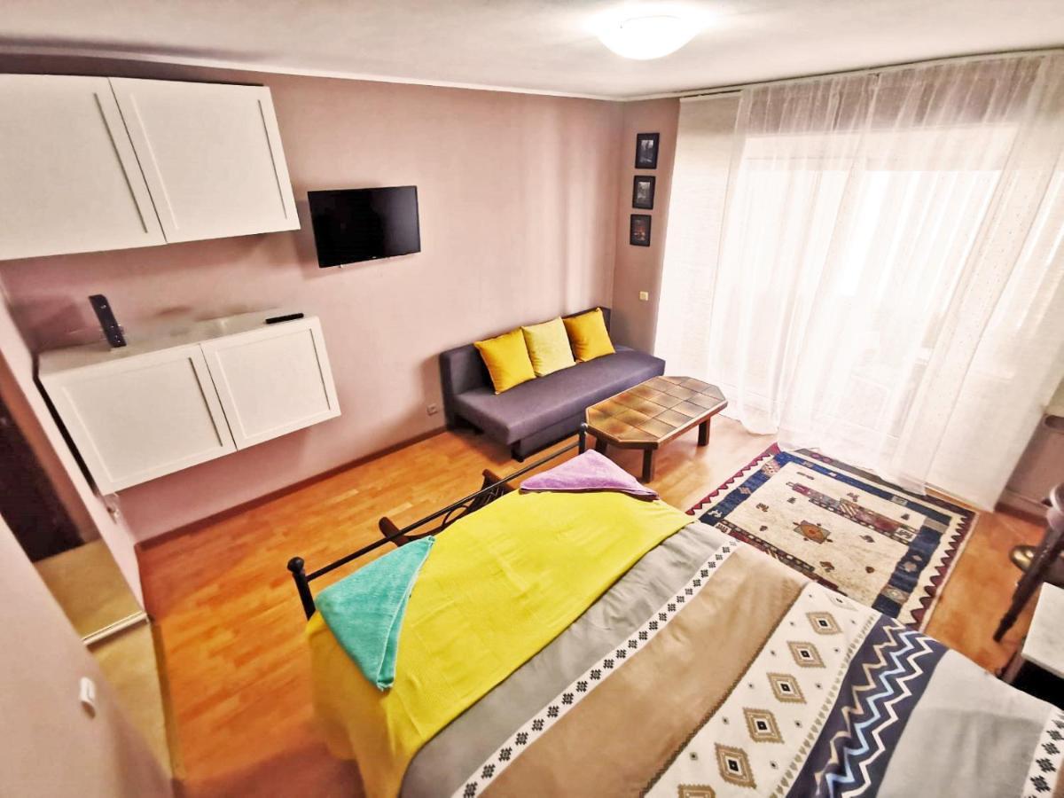 Cozy Studio Athenee Apartment Букурещ Екстериор снимка